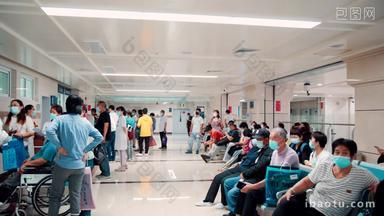4K医院大厅病人排队就诊